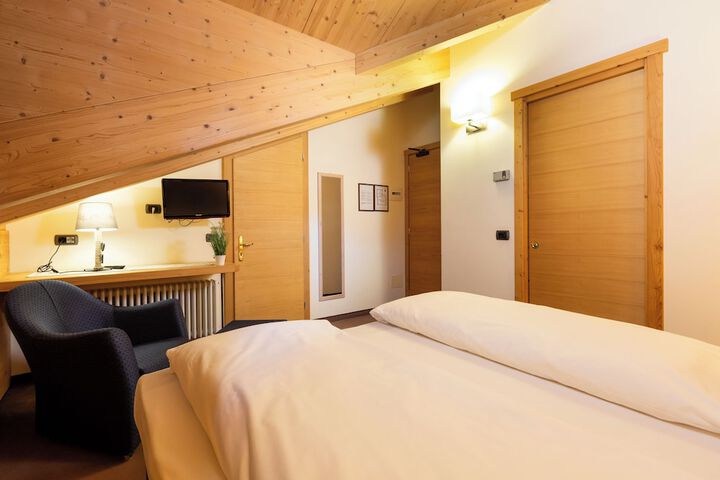 Room 43 of 110