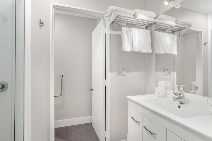 Room 84 of 111