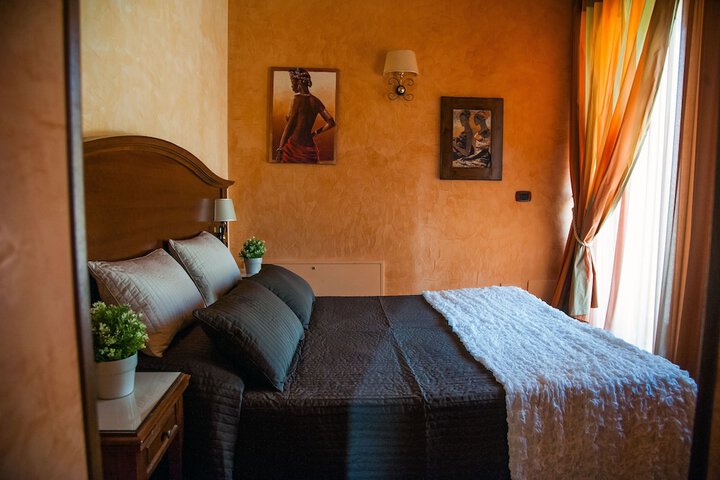 Room 17 of 43
