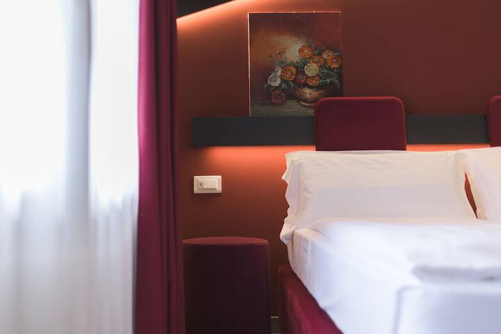 Room 5 of 47