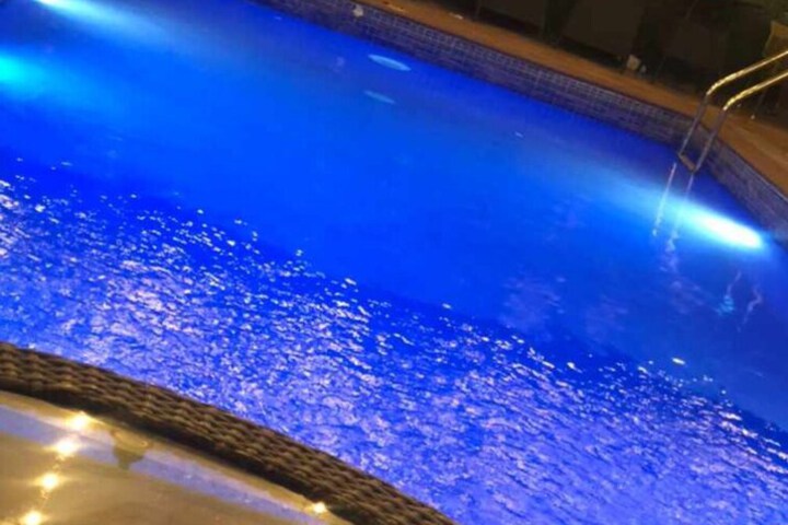 Pool 8 of 9