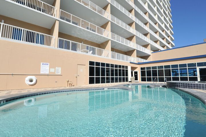 Pool Hotel
