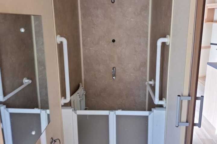 Room 2 of 24