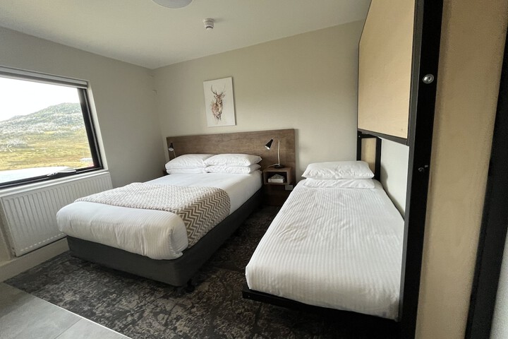 Room 10 of 22