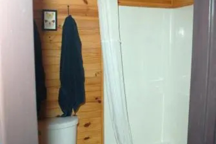 Room 9 of 13