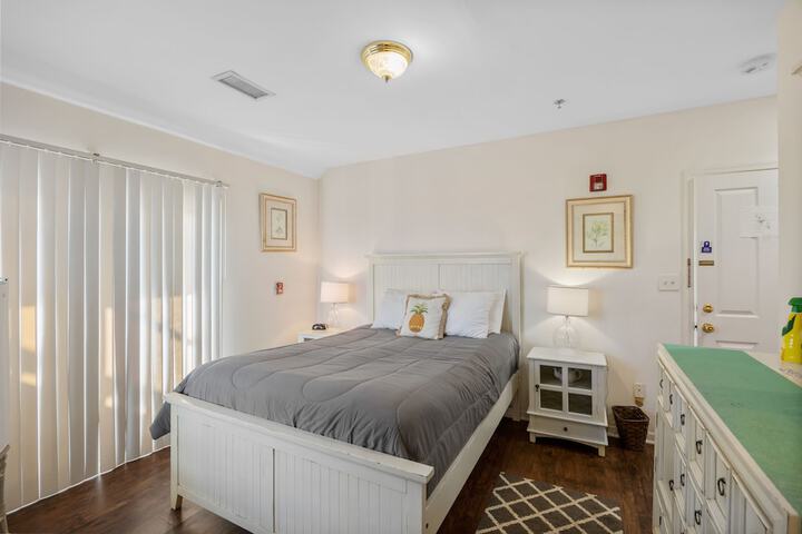 Room 5 of 54