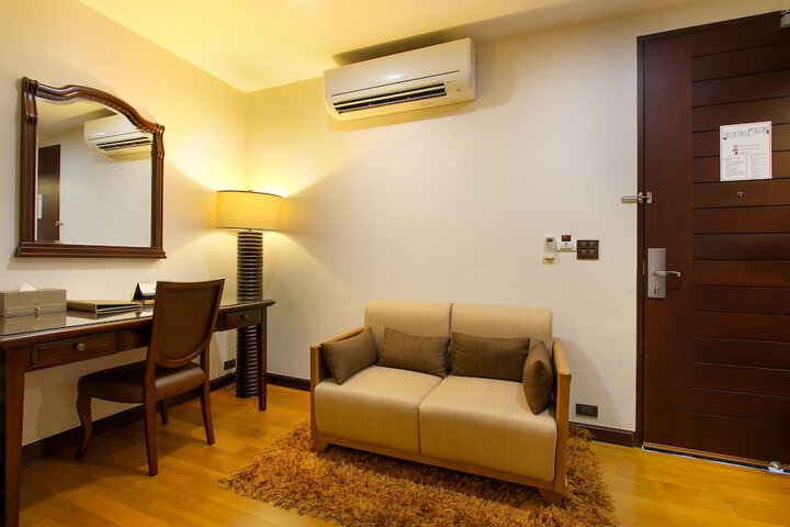 Room 20 of 80