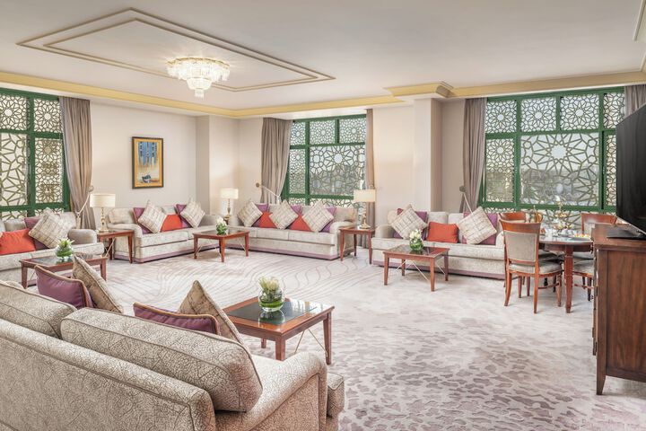 Room 73 of 139