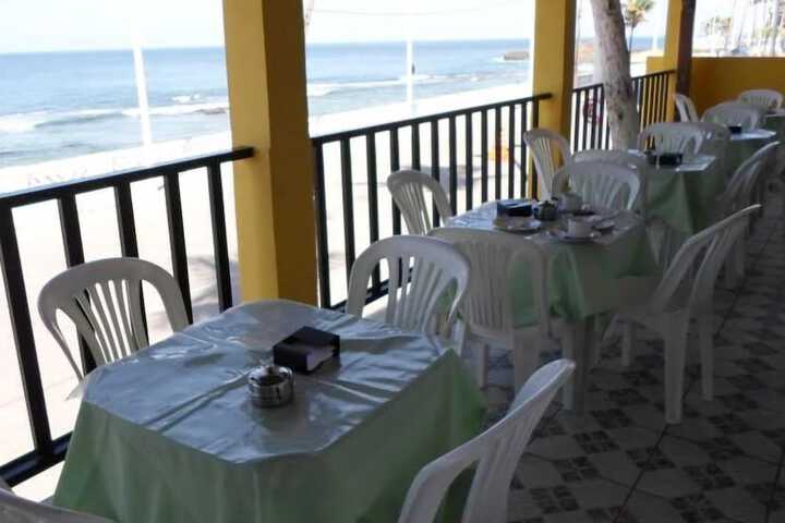Dining Photos