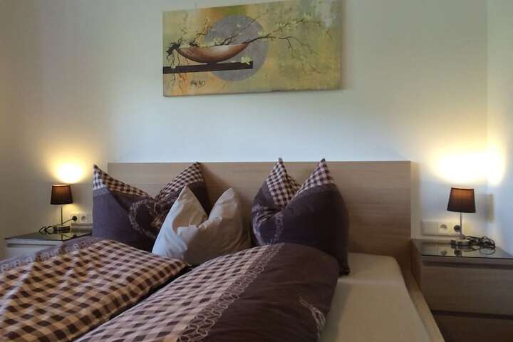 Room 4 of 20