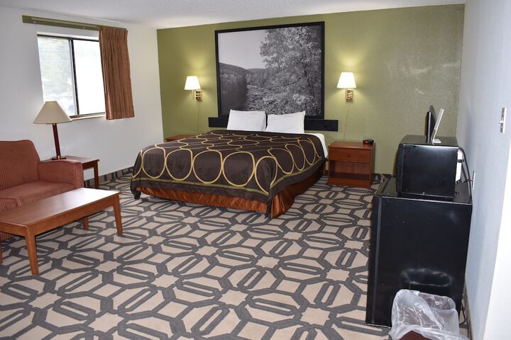 Room 14 of 30