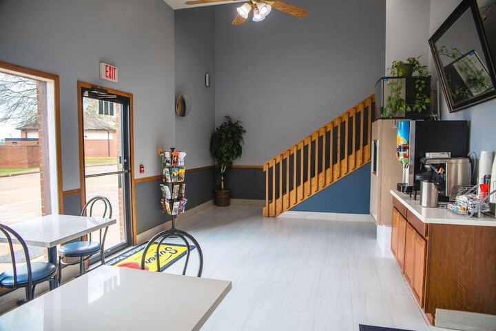 Breakfast area