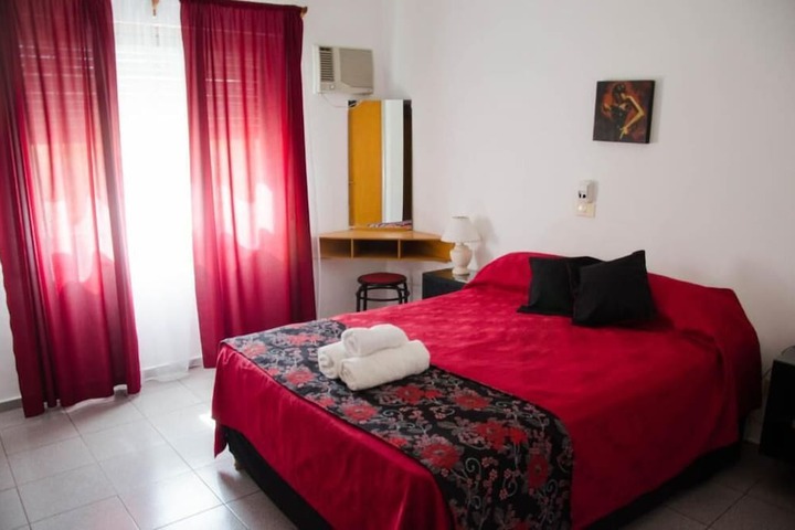 Room 4 of 15