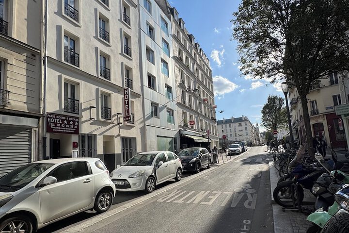 PARIS ROOMS & DREAMS HOTEL