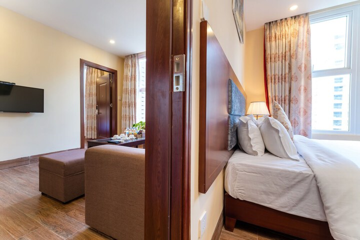Room 28 of 72