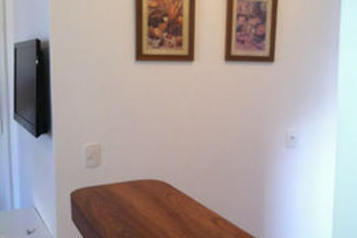 Room 15 of 18
