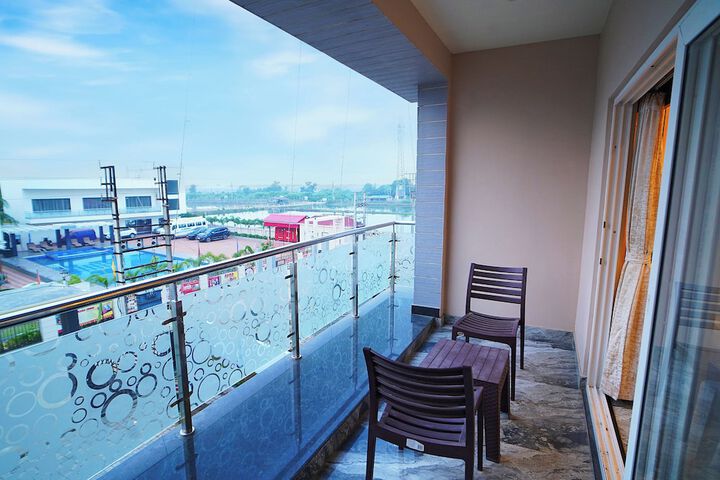 Hotel 73 of 81