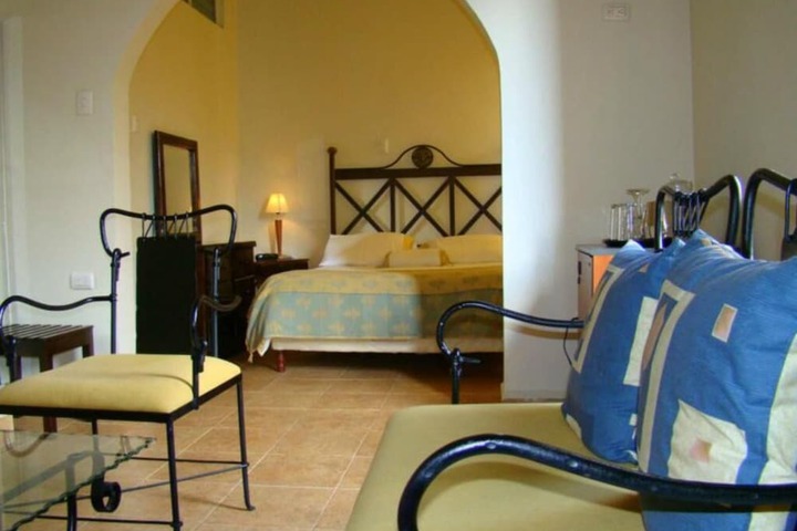 Room 7 of 49