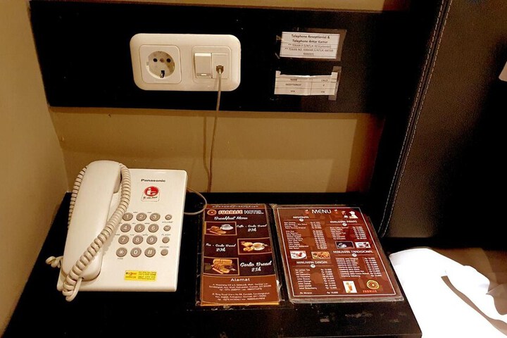 Room 31 of 53