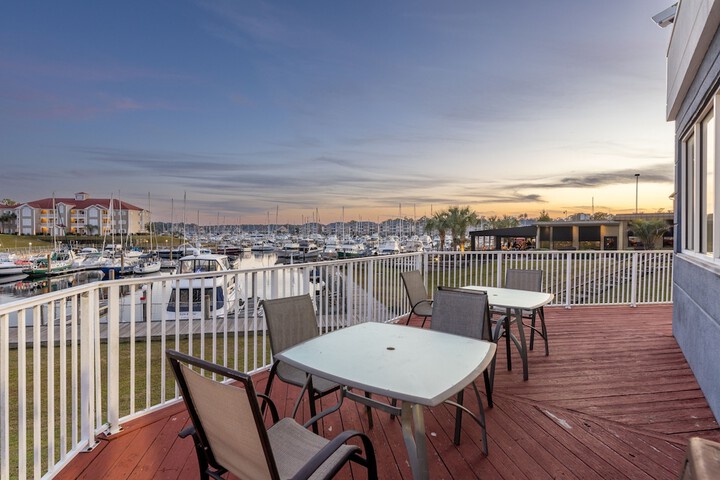 Sundeck