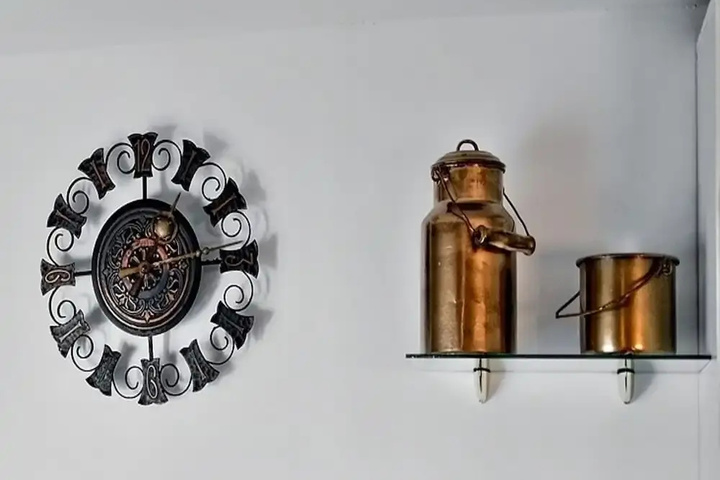 Room 2 of 22