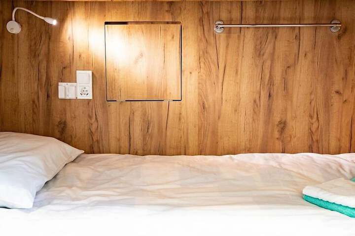 Room 8 of 73