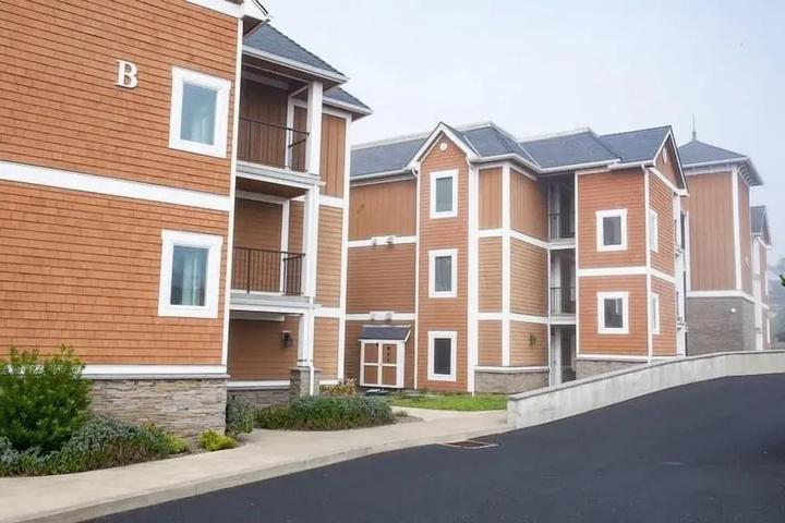 Photo of Lighthouse View at Shoreline Ridge