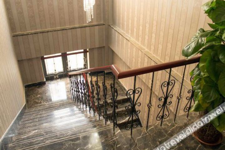 Hotel Interior 6 of 21