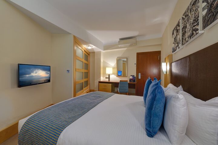 Room 45 of 113