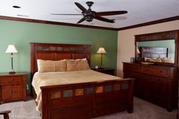 Room 22 of 34
