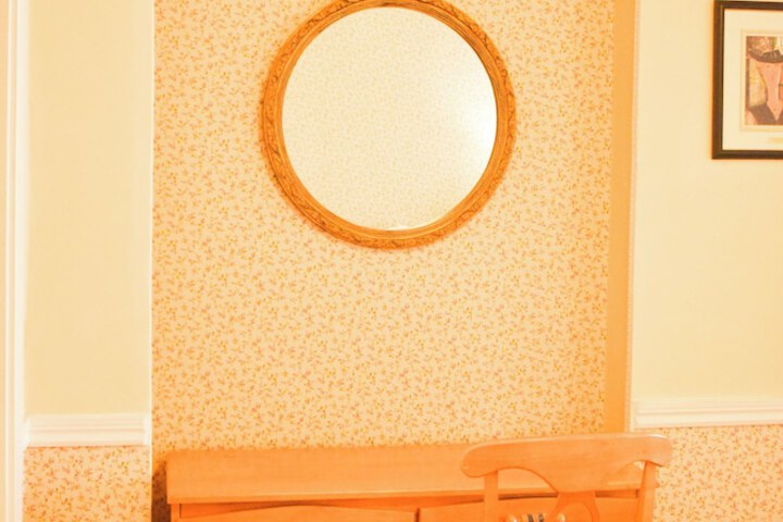 Room 16 of 125