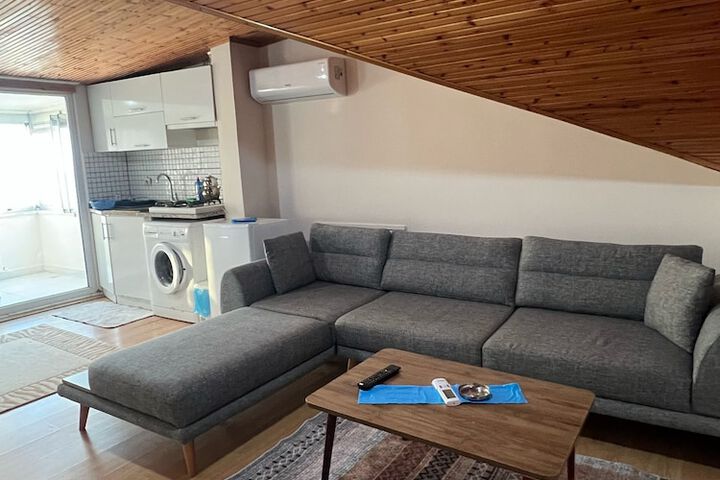 Room 11 of 29