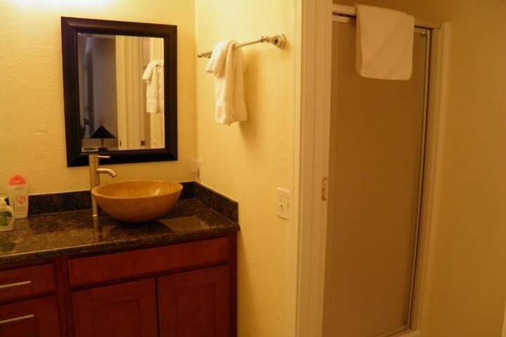 Room 16 of 23