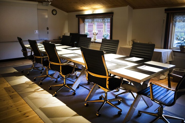 Meeting 77 of 96