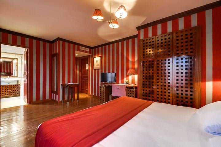 Room 6 of 45