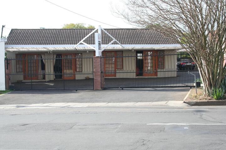 Hotel Entry