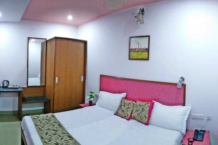 Room 34 of 57