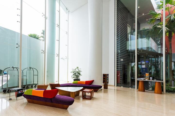 Guest Lobby