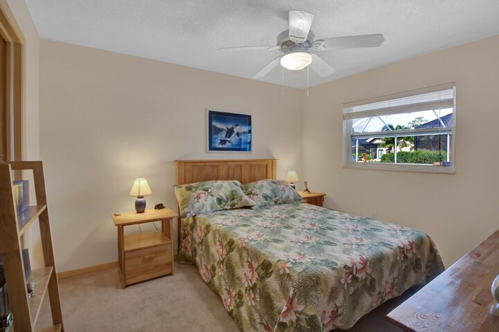 Room 8 of 48