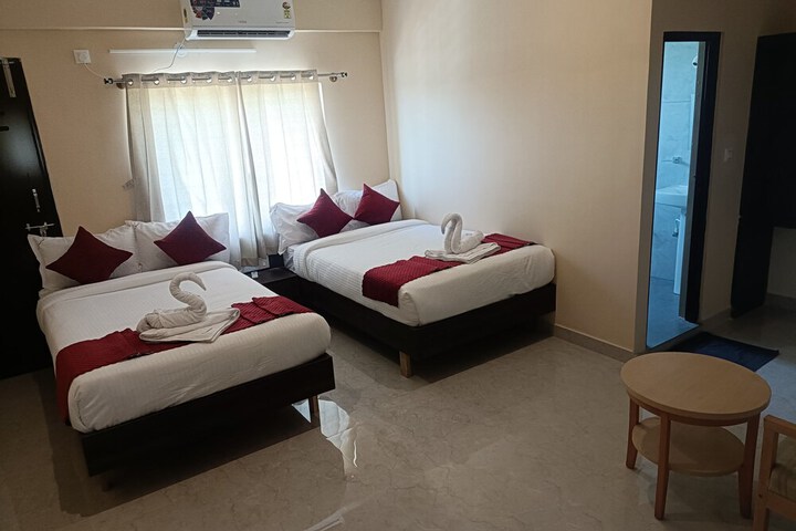 Room 5 of 15
