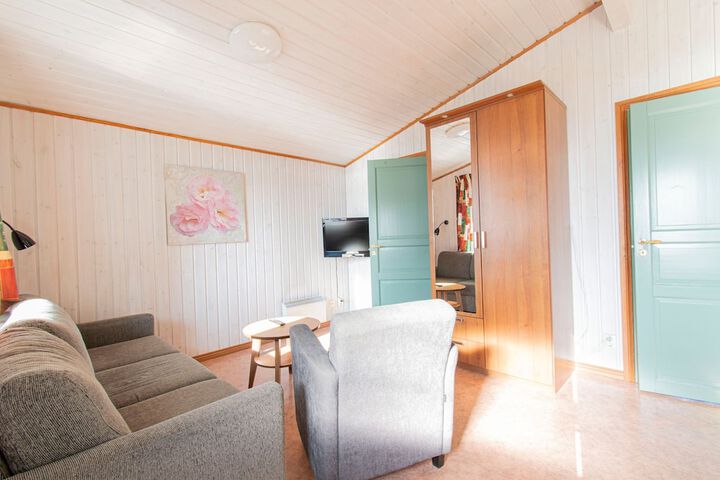 Room 7 of 70