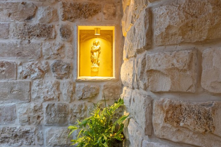 Hotel 70 of 73