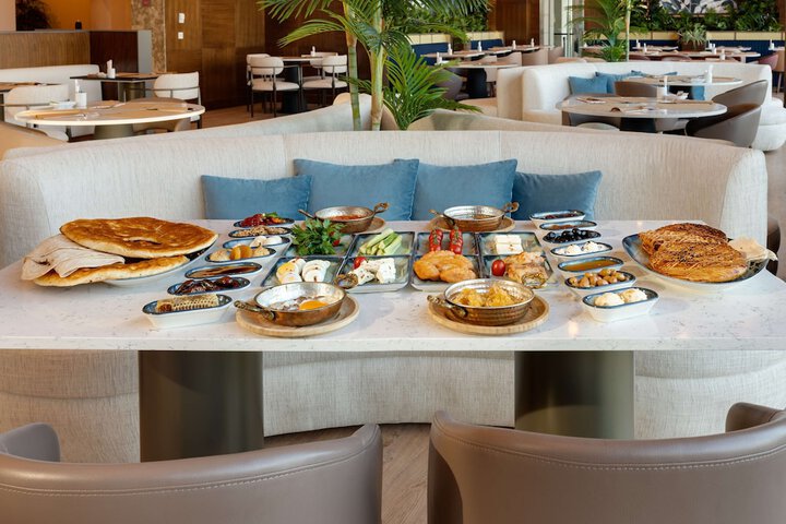 Dining 93 of 127