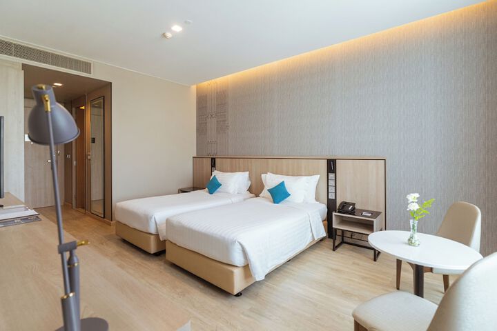 Room 16 of 49