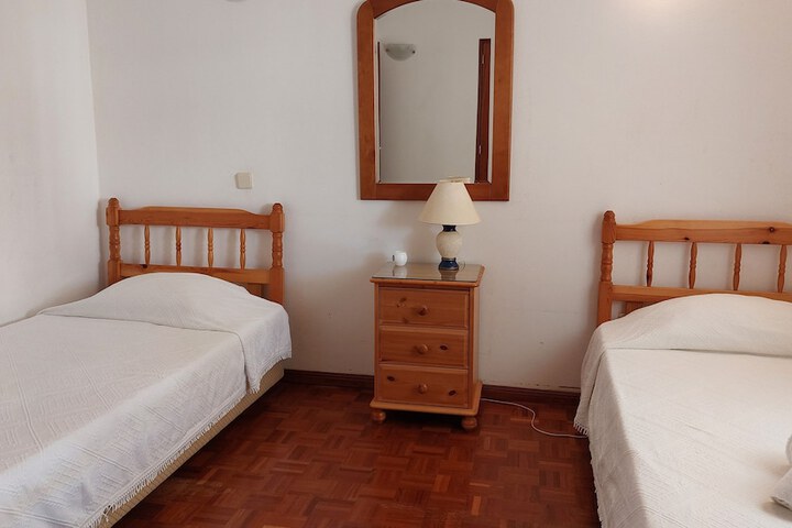 Room 15 of 38