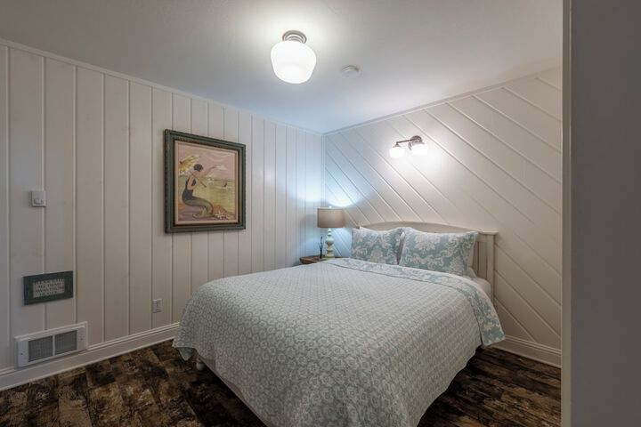 Room 17 of 54