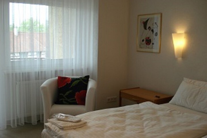 Room 30 of 49