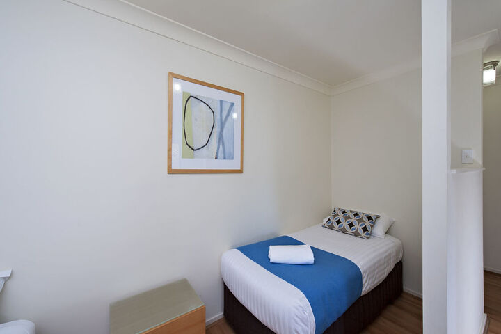 Room 14 of 63