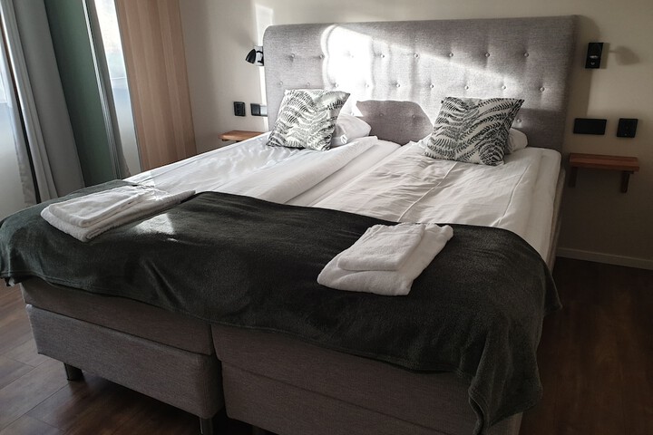 Room 6 of 31