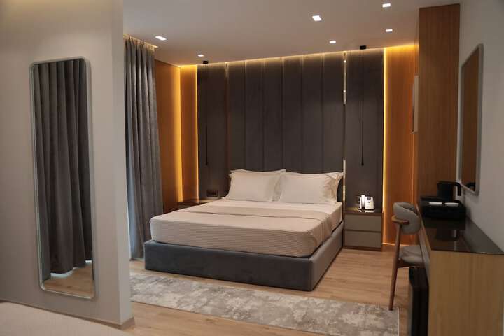 Room 19 of 61